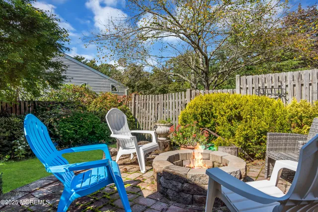 $729,000 | 94 Rolling Hills Court, Toms River, NJ 08755