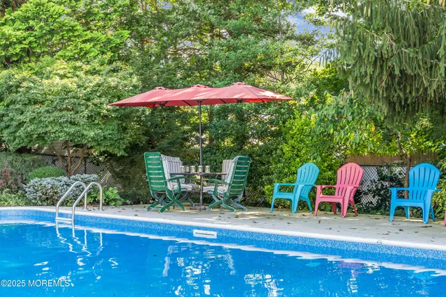 $729,000 | 94 Rolling Hills Court, Toms River, NJ 08755