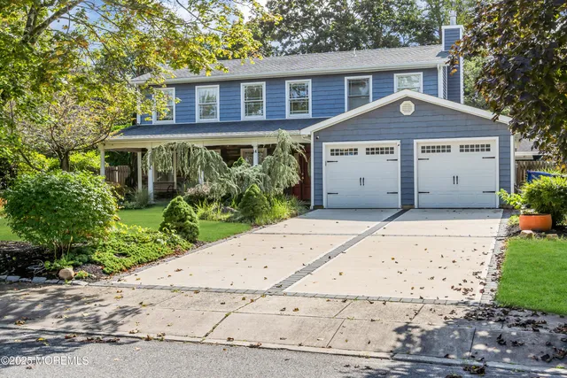 $729,000 | 94 Rolling Hills Court, Toms River, NJ 08755