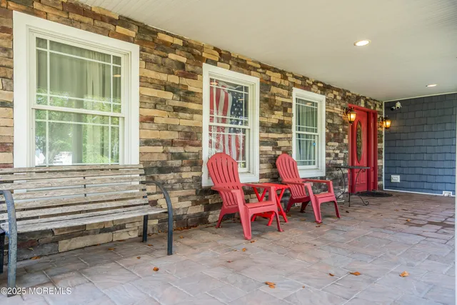 $729,000 | 94 Rolling Hills Court, Toms River, NJ 08755