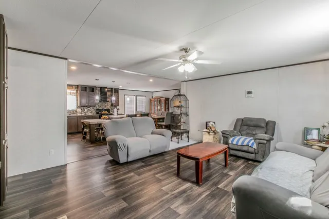 $230,000 | 329 West Brook Street, Bartlett, TX 76511