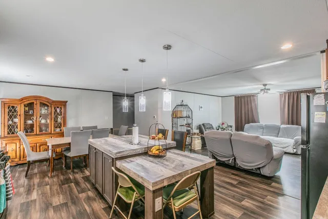 $230,000 | 329 West Brook Street, Bartlett, TX 76511