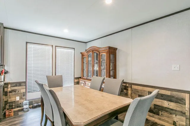 $230,000 | 329 West Brook Street, Bartlett, TX 76511