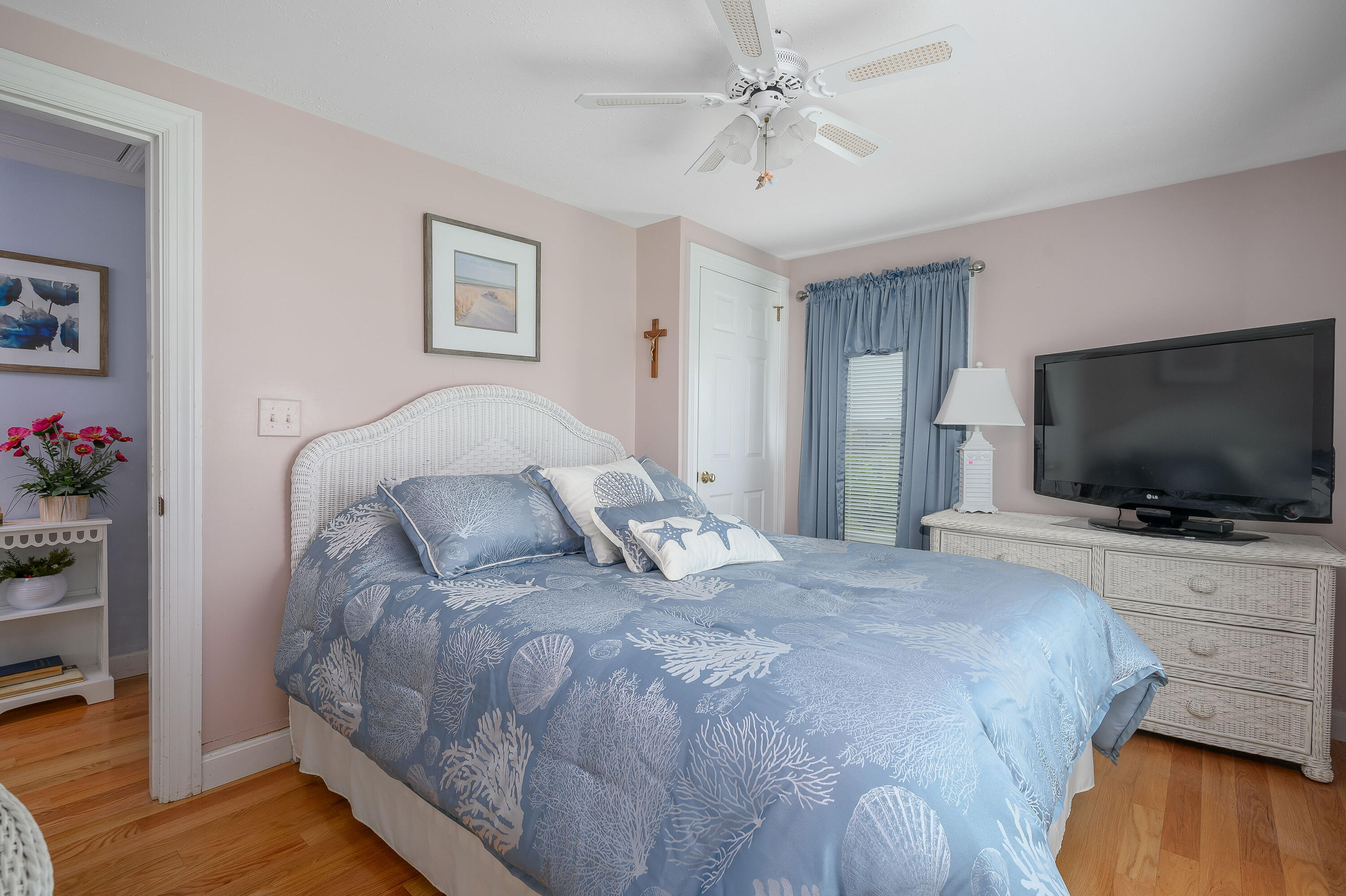 45 First Way Barnstable, MA 02630 - Photo 23 of 30 a bedroom with a bed and a flat screen tv