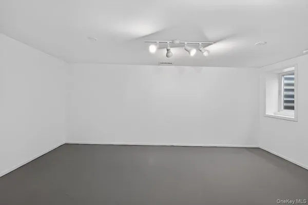 $1,195,000 | 1 Chestnut Court, Dobbs Ferry, NY 10522