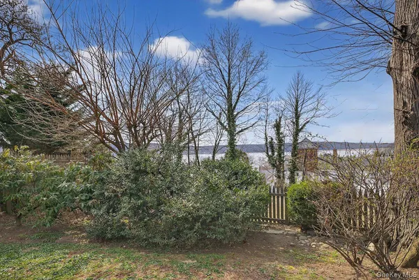 $1,195,000 | 1 Chestnut Court, Dobbs Ferry, NY 10522