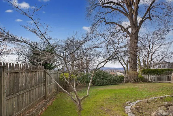 $1,195,000 | 1 Chestnut Court, Dobbs Ferry, NY 10522