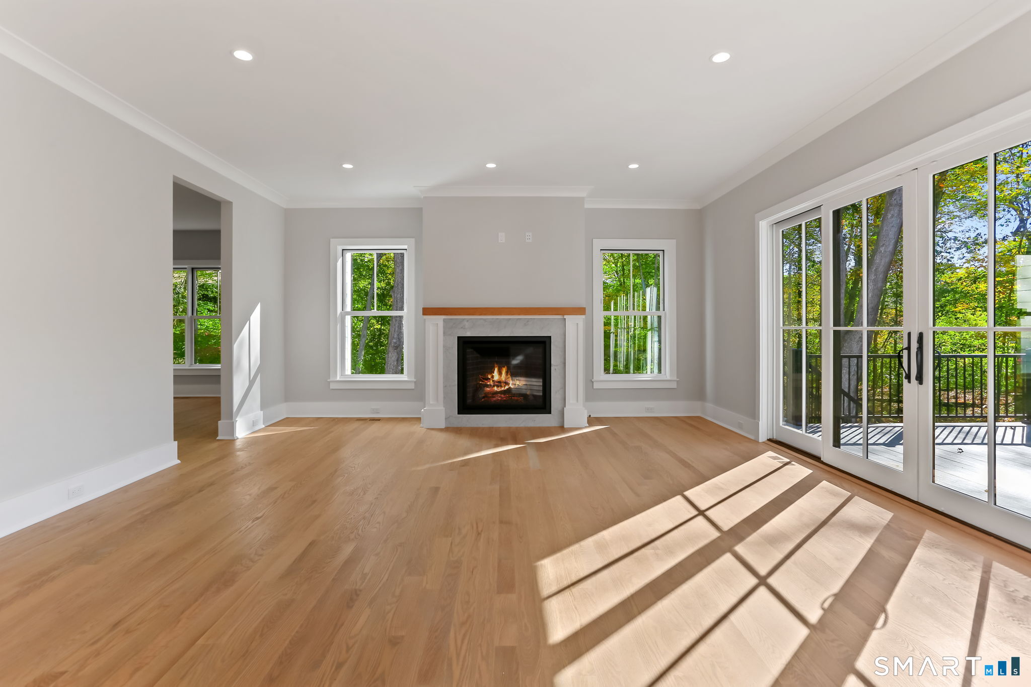 31 Rosano Road Stamford, CT 06905 - Photo 4 of 37