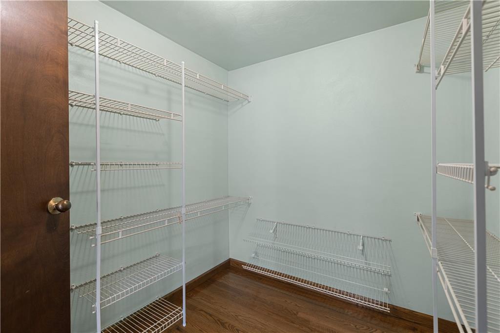 2807 Russelton Road Tarentum, PA 15084 - Photo 21 of 28 a view of walk in closet
