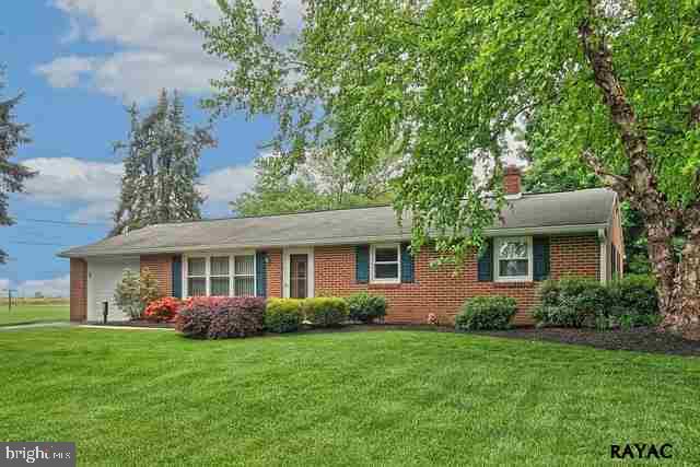 1230 Freysville Road York, PA 17406 - Photo 1 of 26 Gallery Image 1