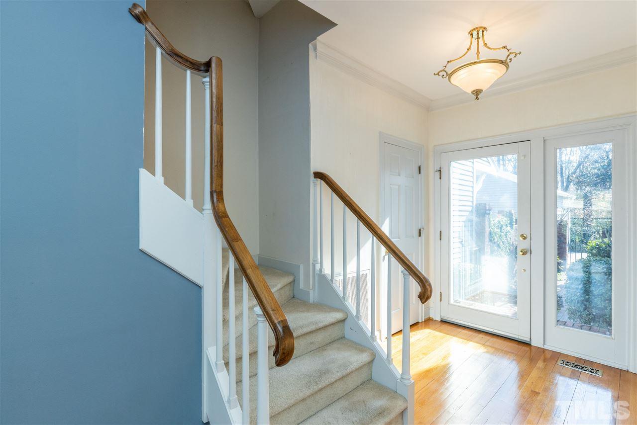 2105 Landings Way Raleigh, NC 27615 - Photo 3 of 30
