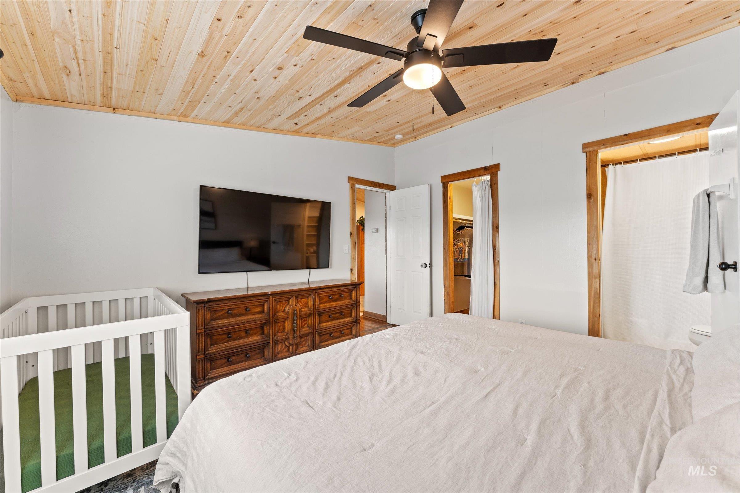 10653 Valley Road Middleton, ID 83644 - Photo 15 of 40