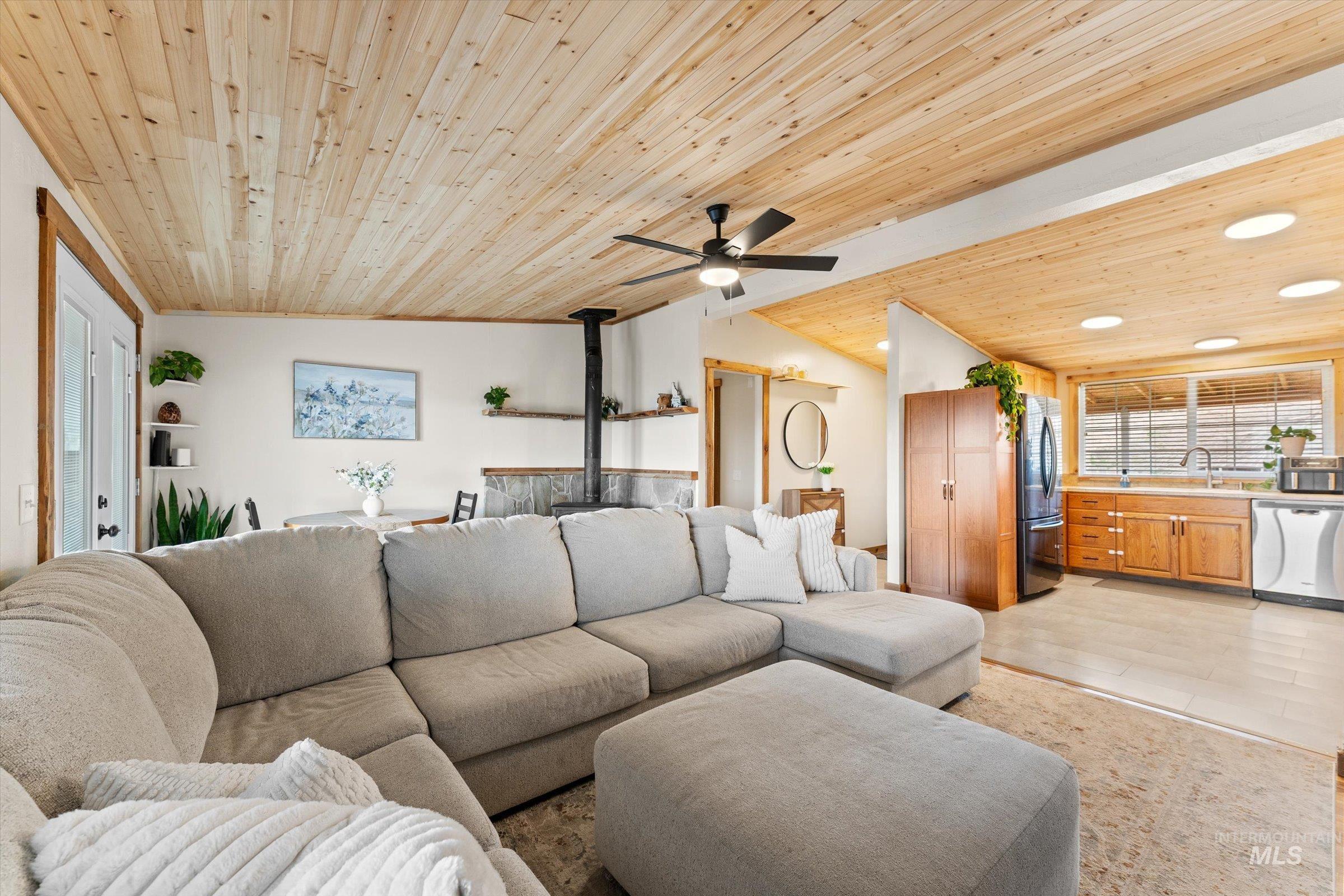 10653 Valley Road Middleton, ID 83644 - Photo 5 of 40