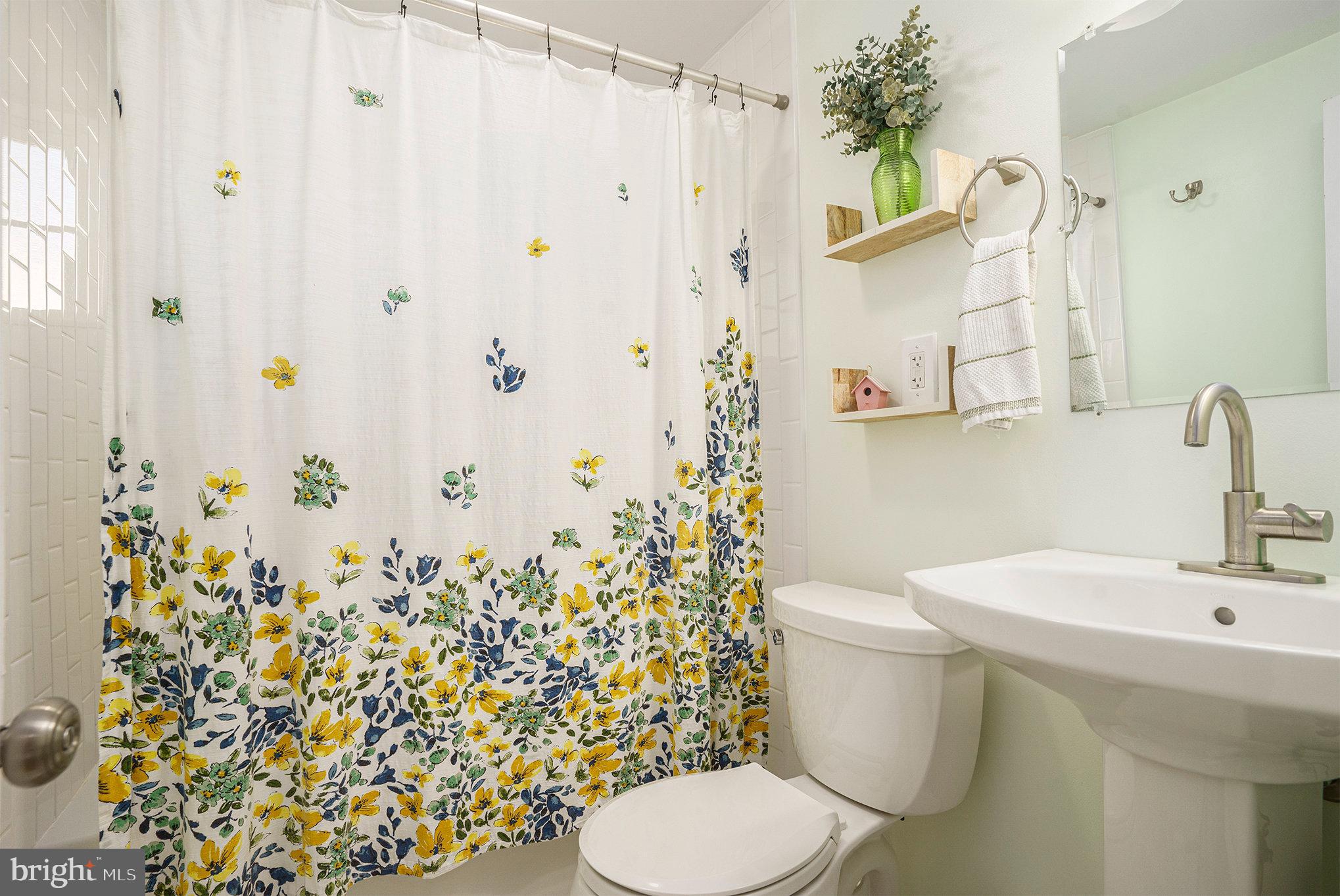 2135 Bridgewater Road Aston, PA 19014 - Photo 7 of 18