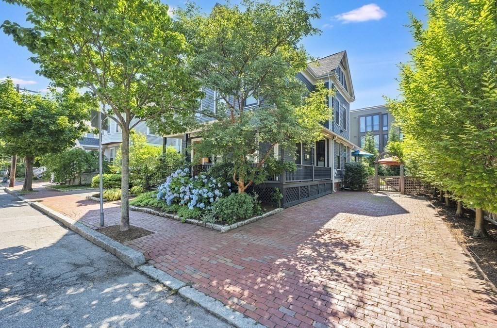 16 Blake Street Cambridge, MA 02140 - Photo 36 of 37 a view of a backyard with garden