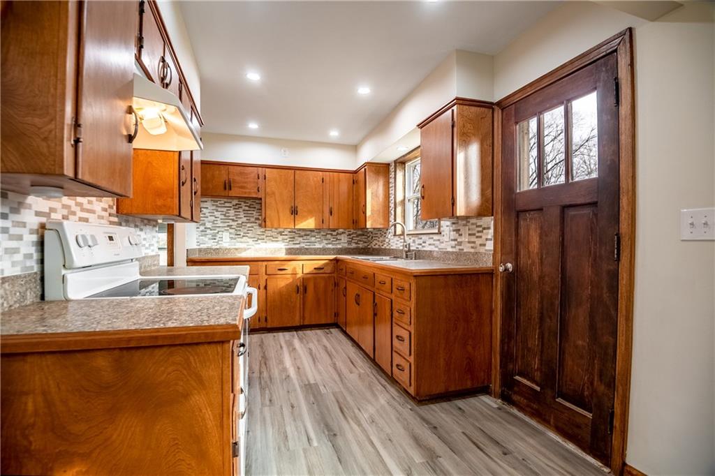 3810 Ivanhoe Road Sharpsville, PA 16150 - Photo 8 of 24 Gallery Image 8