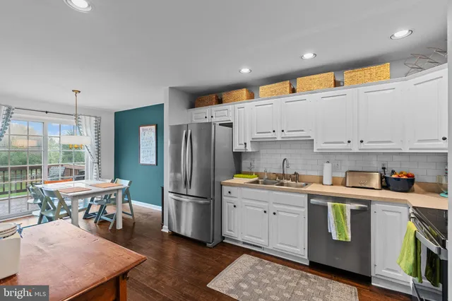 $3,000 | 433 Northstar Drive, Harrisburg, PA 17112