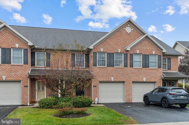 $3,000 | 433 Northstar Drive, Harrisburg, PA 17112