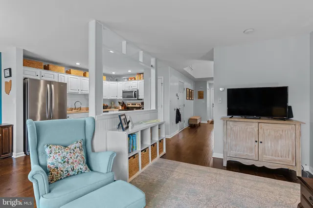 $3,000 | 433 Northstar Drive, Harrisburg, PA 17112