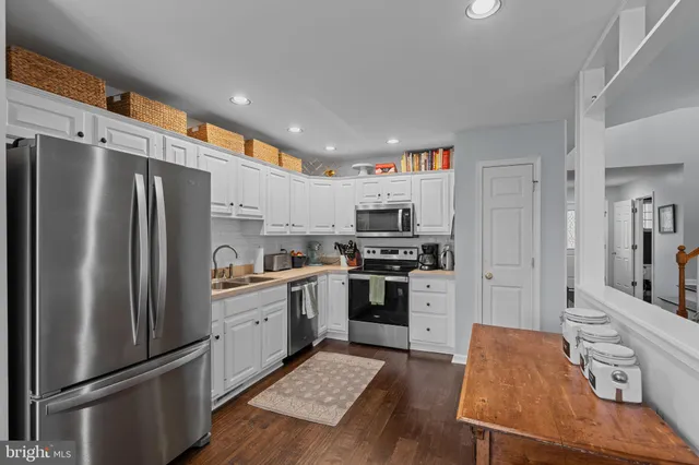 $3,000 | 433 Northstar Drive, Harrisburg, PA 17112