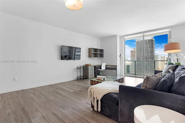 $3,499 | 1100 South Miami Avenue, Unit 3308, Miami, FL 33130