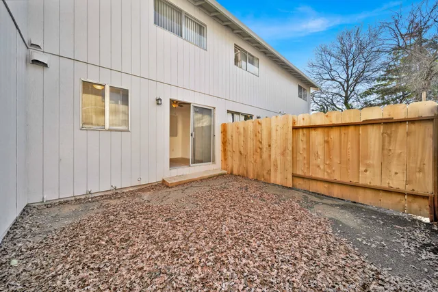 $600,000 | 1091 Del Sol Place, Redding, CA 96002