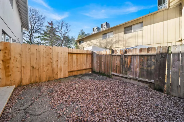 $600,000 | 1091 Del Sol Place, Redding, CA 96002