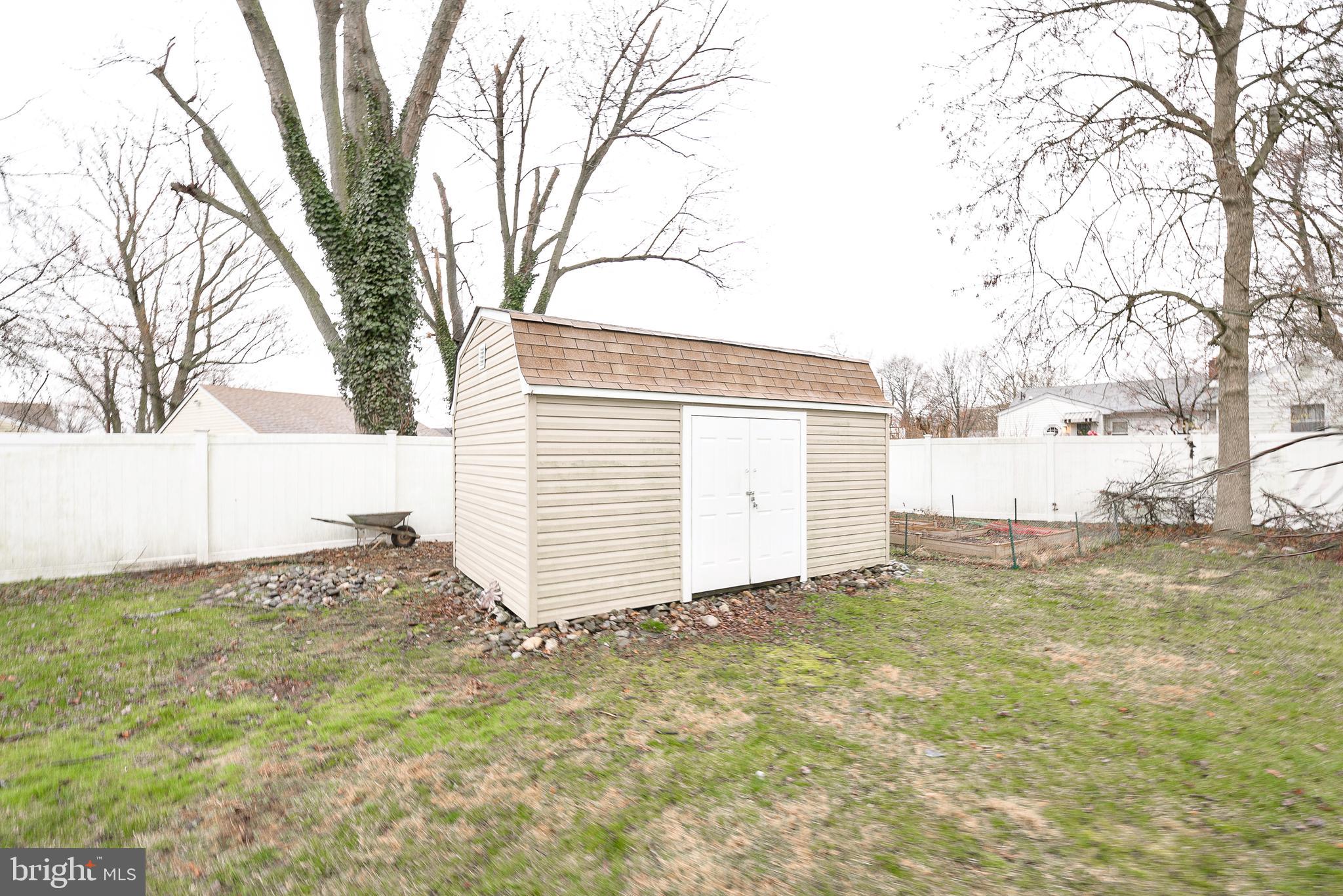 52 Warwick Road Stratford, NJ 08084 - Photo 21 of 23