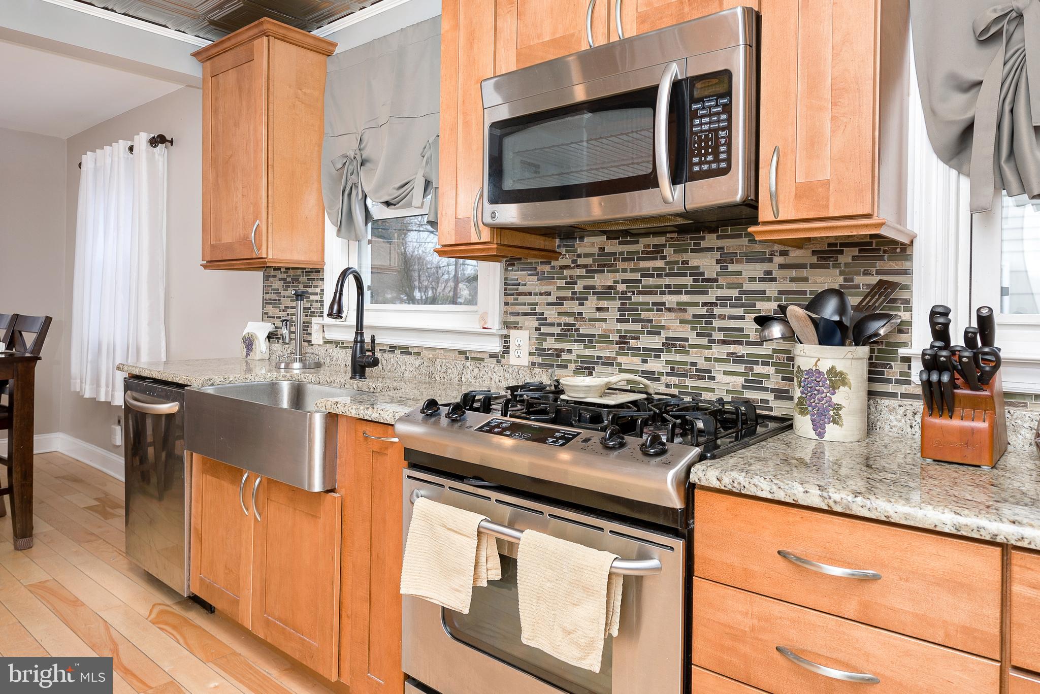 52 Warwick Road Stratford, NJ 08084 - Photo 7 of 23
