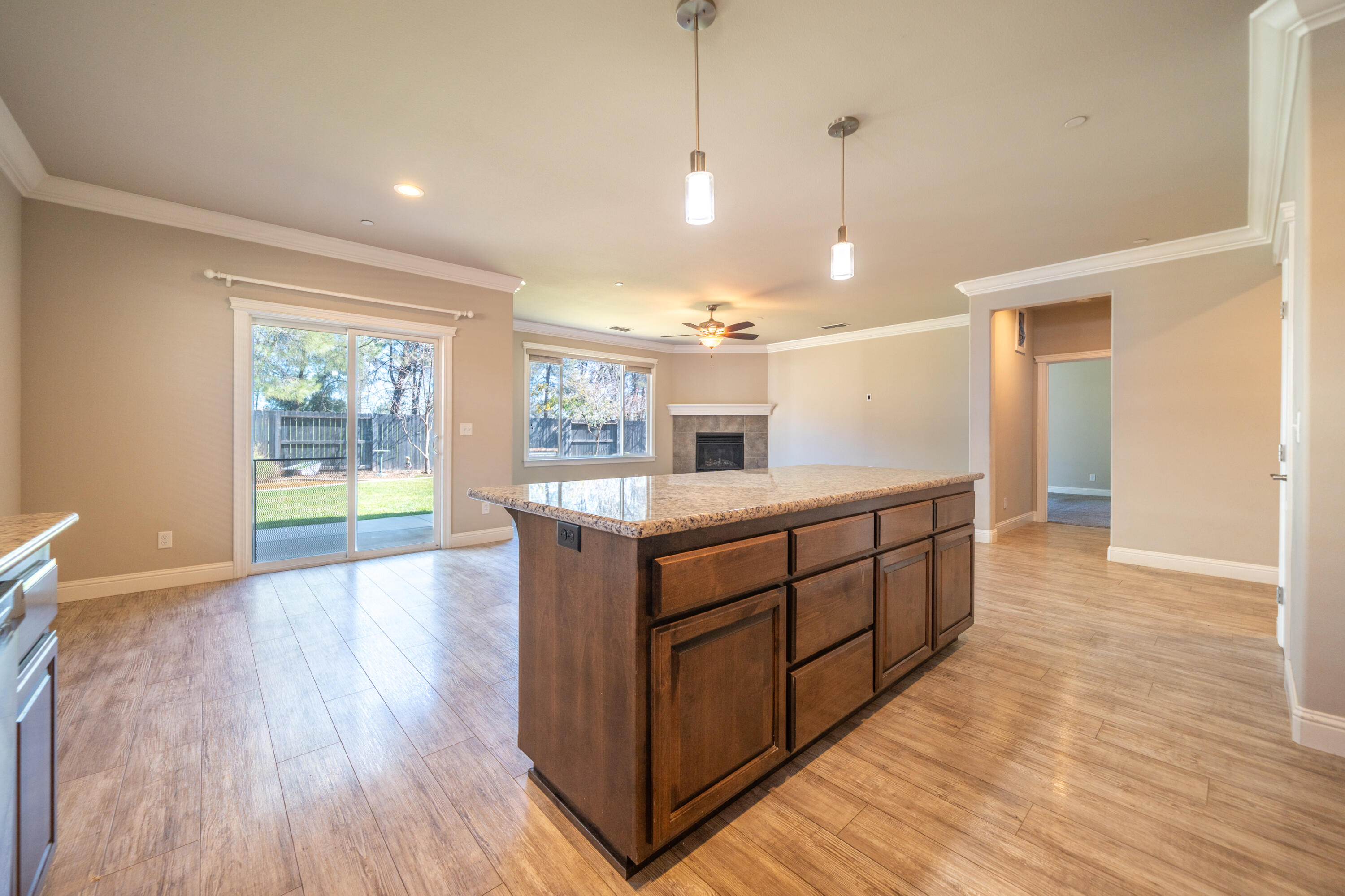 5571 Muir Peak Road Redding, CA 96002 - Photo 19 of 42
