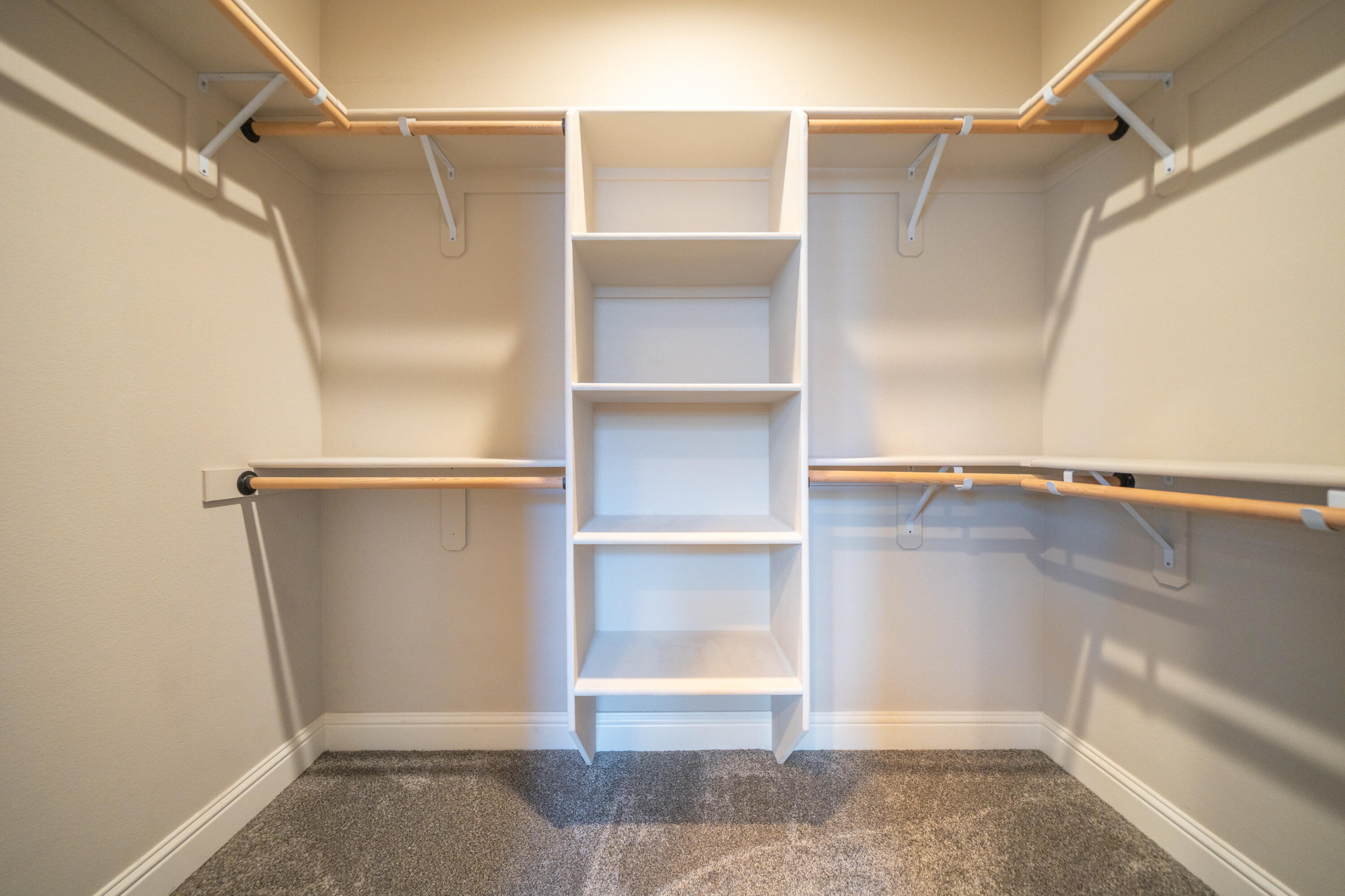 5571 Muir Peak Road Redding, CA 96002 - Photo 22 of 42 a view of an empty walk in closet