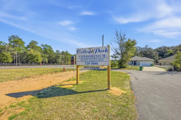 $1,275 | 201 East College Boulevard, Unit 11, Niceville, FL 32578