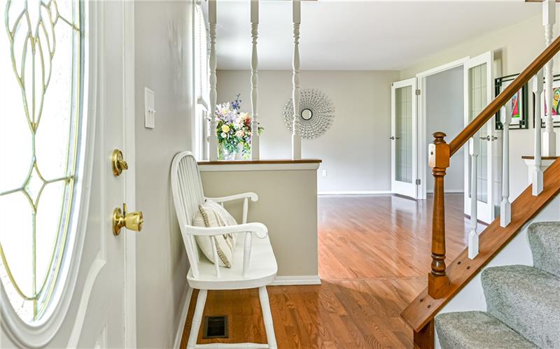425 Ramsgate Drive Gibsonia, PA 15044 - Photo 3 of 25 Gallery Image 3
