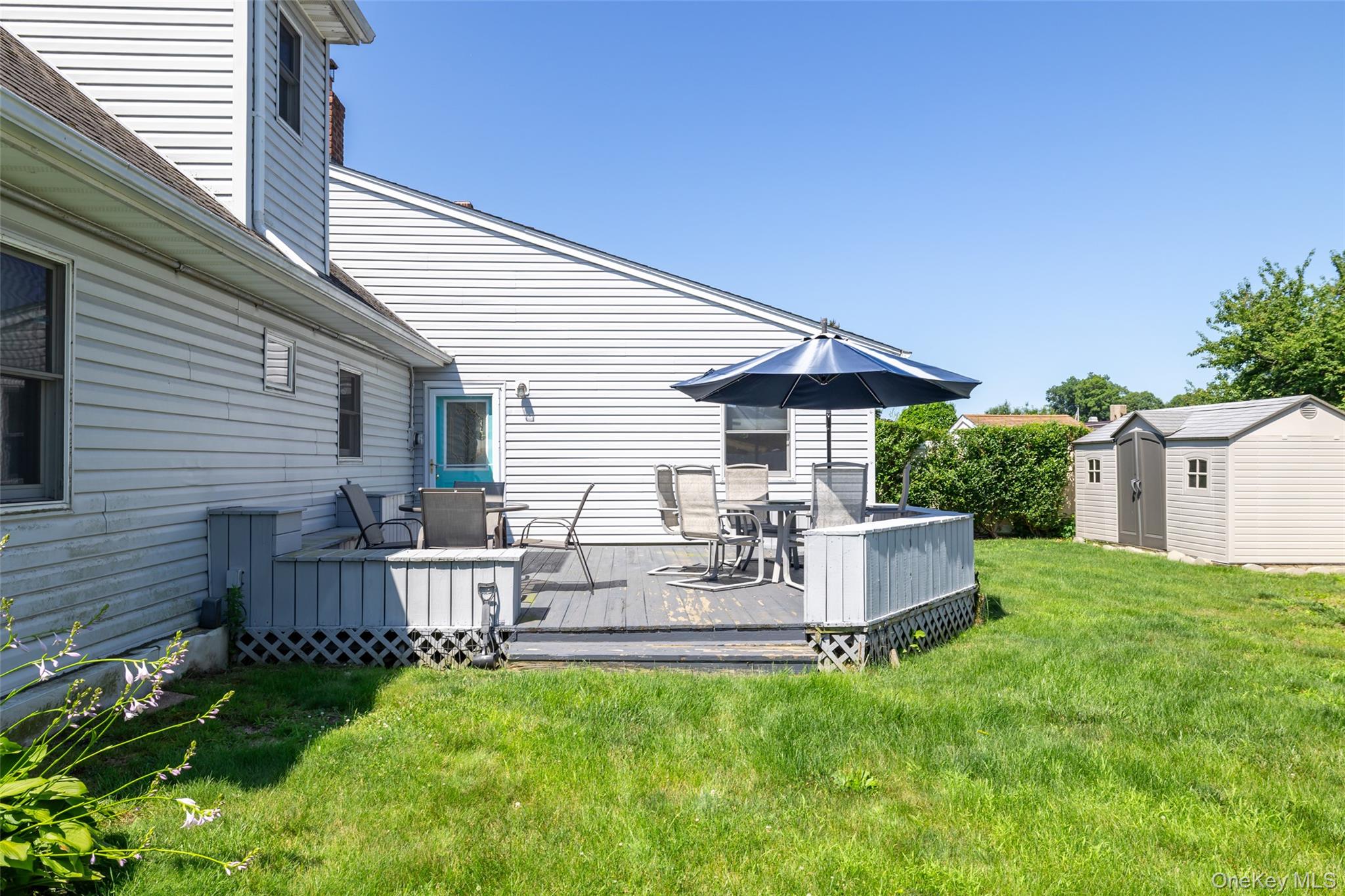 3977 Baylis Road Seaford, NY 11783 - Photo 28 of 33