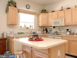 54 Mayfair Road Southampton, NJ 08088 - Photo 3 of 6 Gallery Image 3