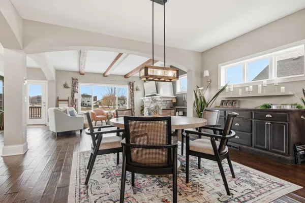 $669,900 | 1120 Francesca Court, Chaska, MN 55318