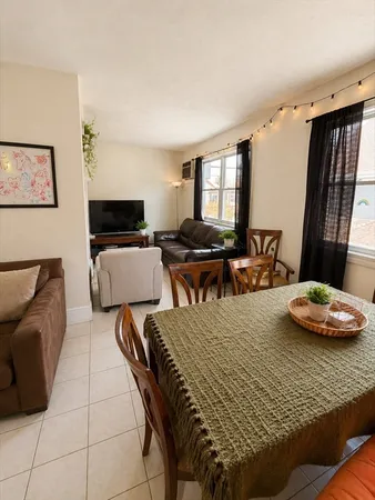$6,600 | 200 Harvard Street, Unit 200, Medford, MA 02155