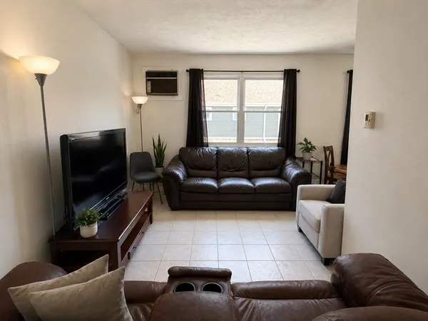 $6,600 | 200 Harvard Street, Unit 200, Medford, MA 02155