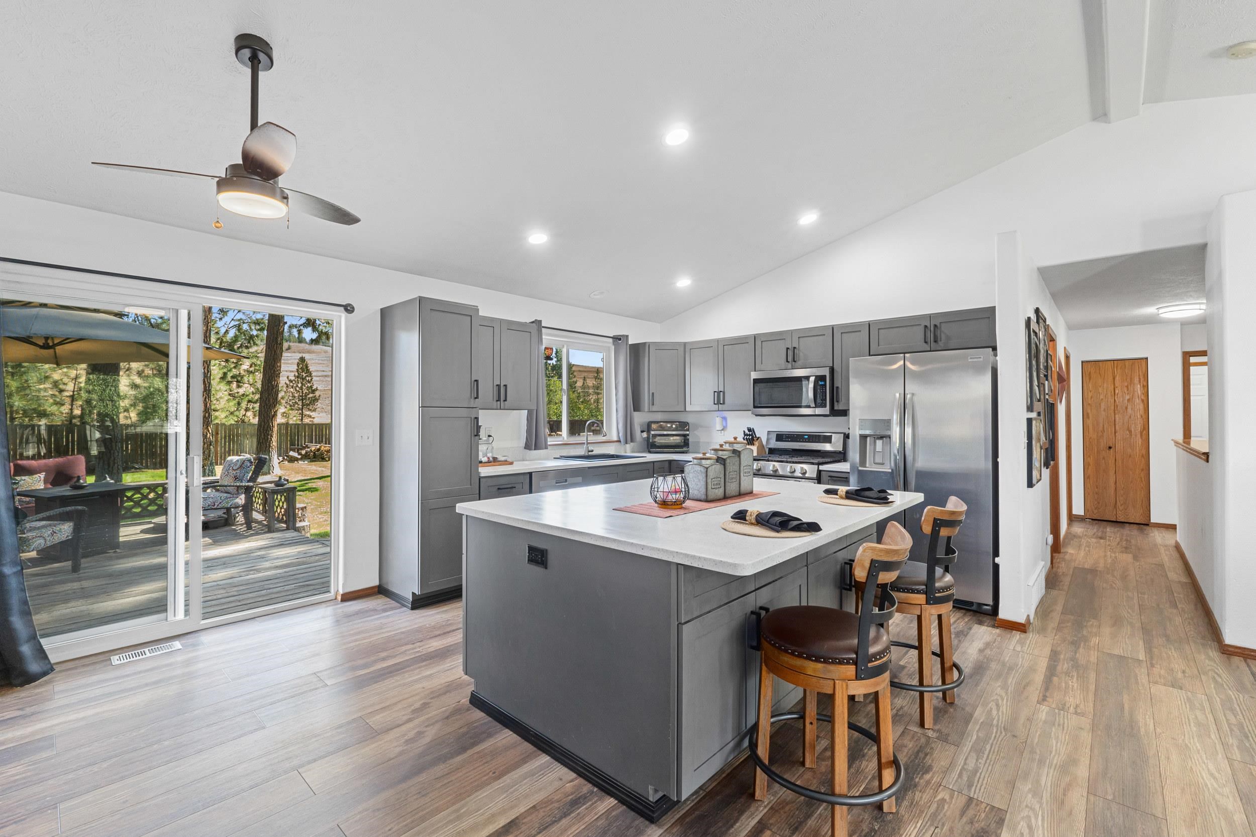 7706 North Old Fort Drive Spokane, WA 99208 - Photo 8 of 45