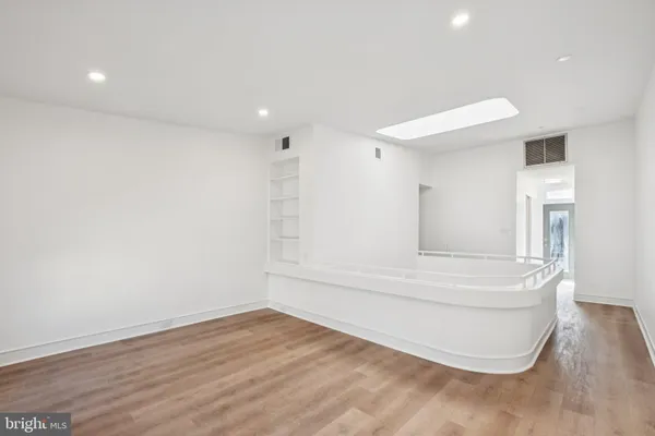 $3,650 | 134 North 3rd Street, Philadelphia, PA 19106