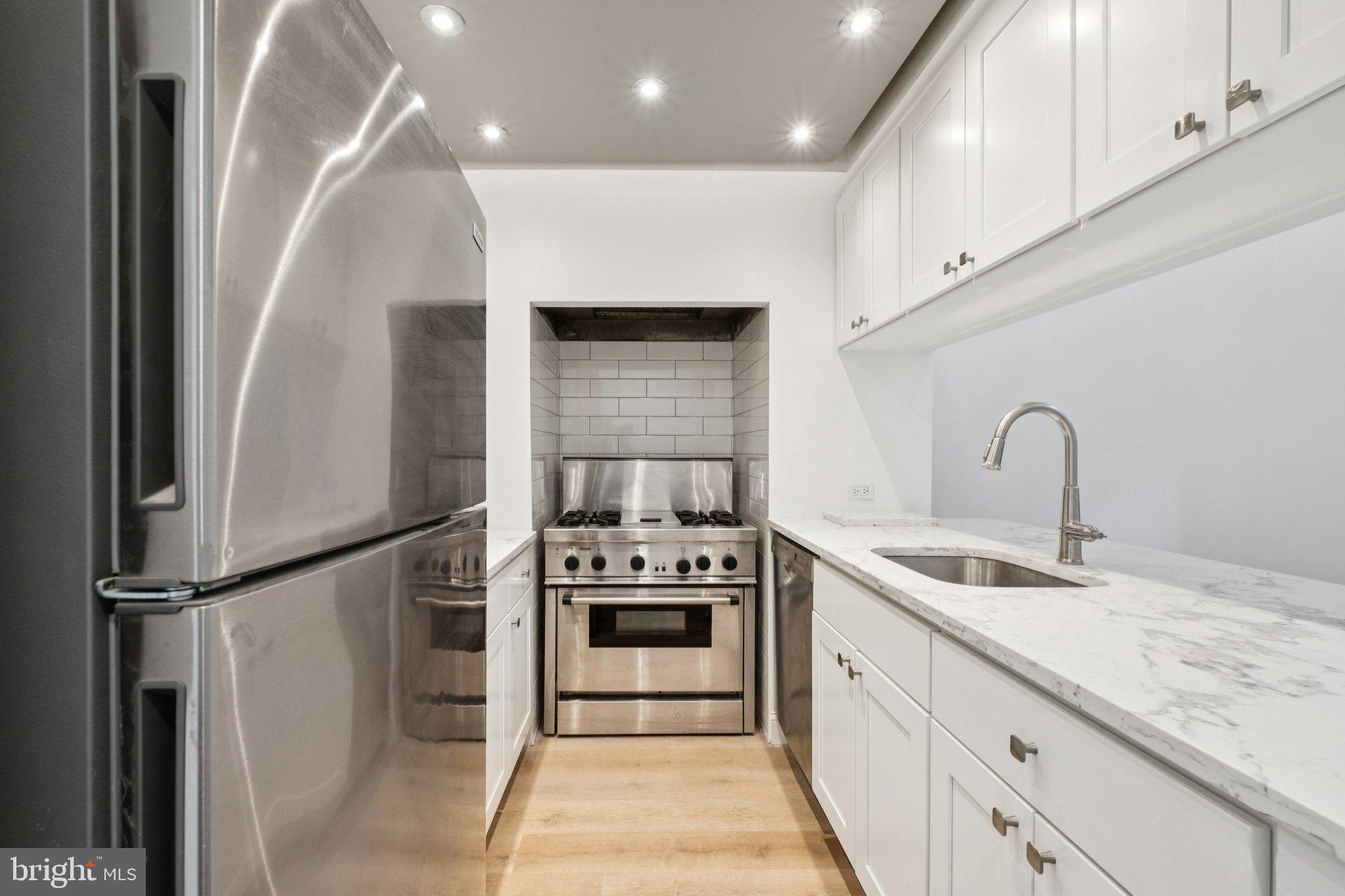 134 North 3rd Street Philadelphia, PA 19106 - Photo 9 of 37