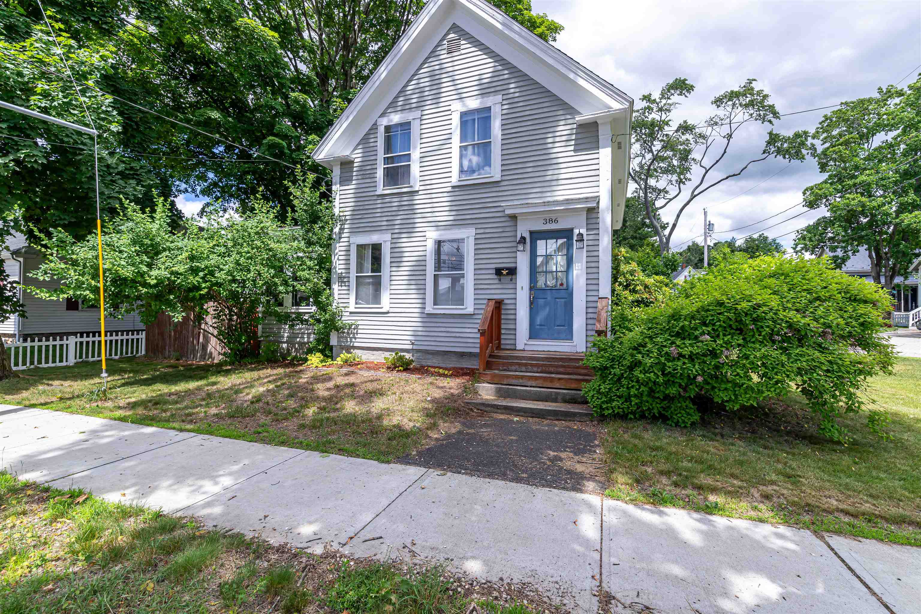 386 Portland Street Rochester, NH 03867 - Photo 1 of 39