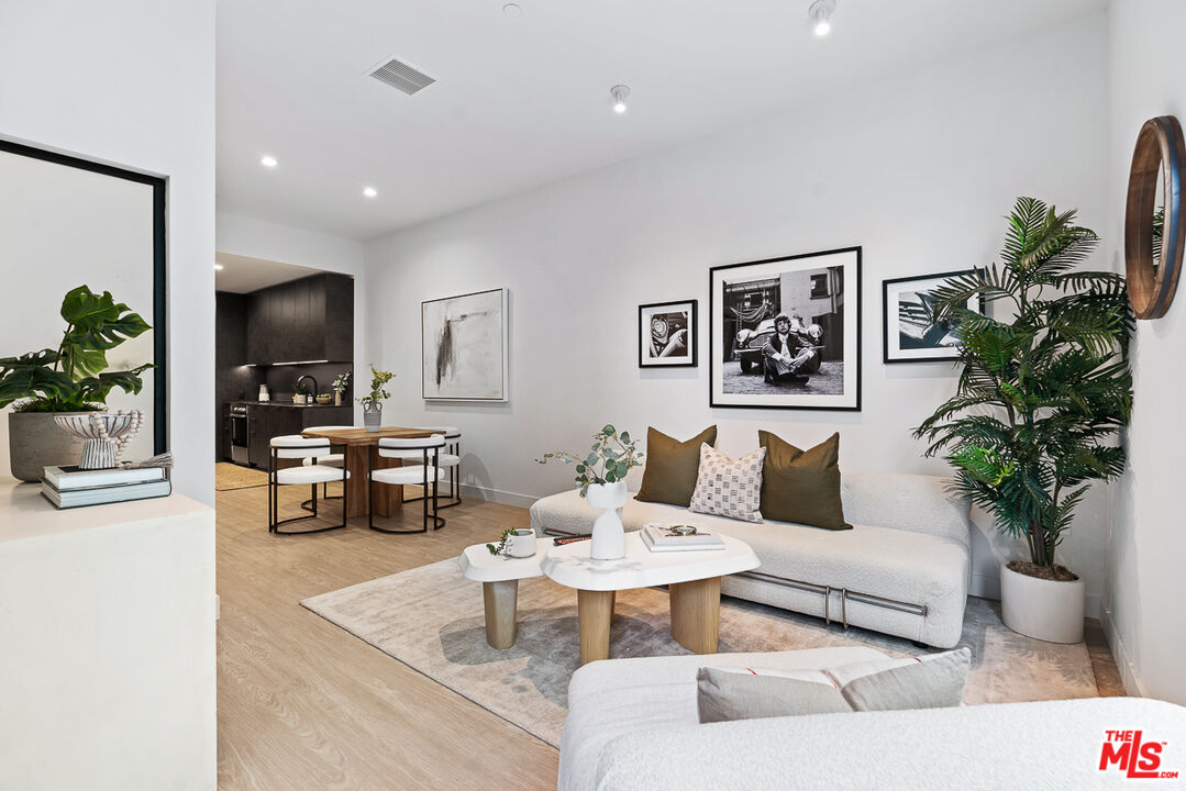 3667 Keystone Avenue, Unit 231 Los Angeles, CA 90034 - Photo 7 of 30