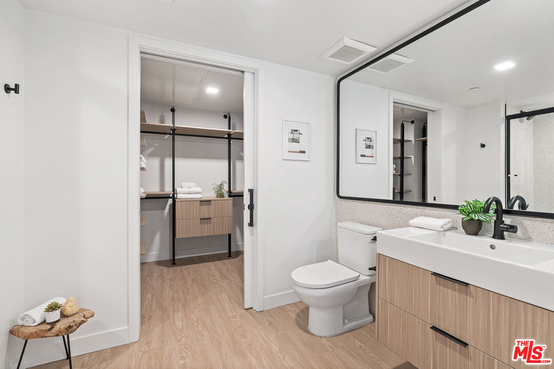 3667 Keystone Avenue, Unit 231 Los Angeles, CA 90034 - Photo 9 of 30