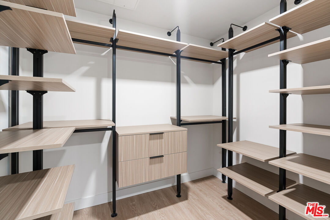 3667 Keystone Avenue, Unit 231 Los Angeles, CA 90034 - Photo 10 of 30