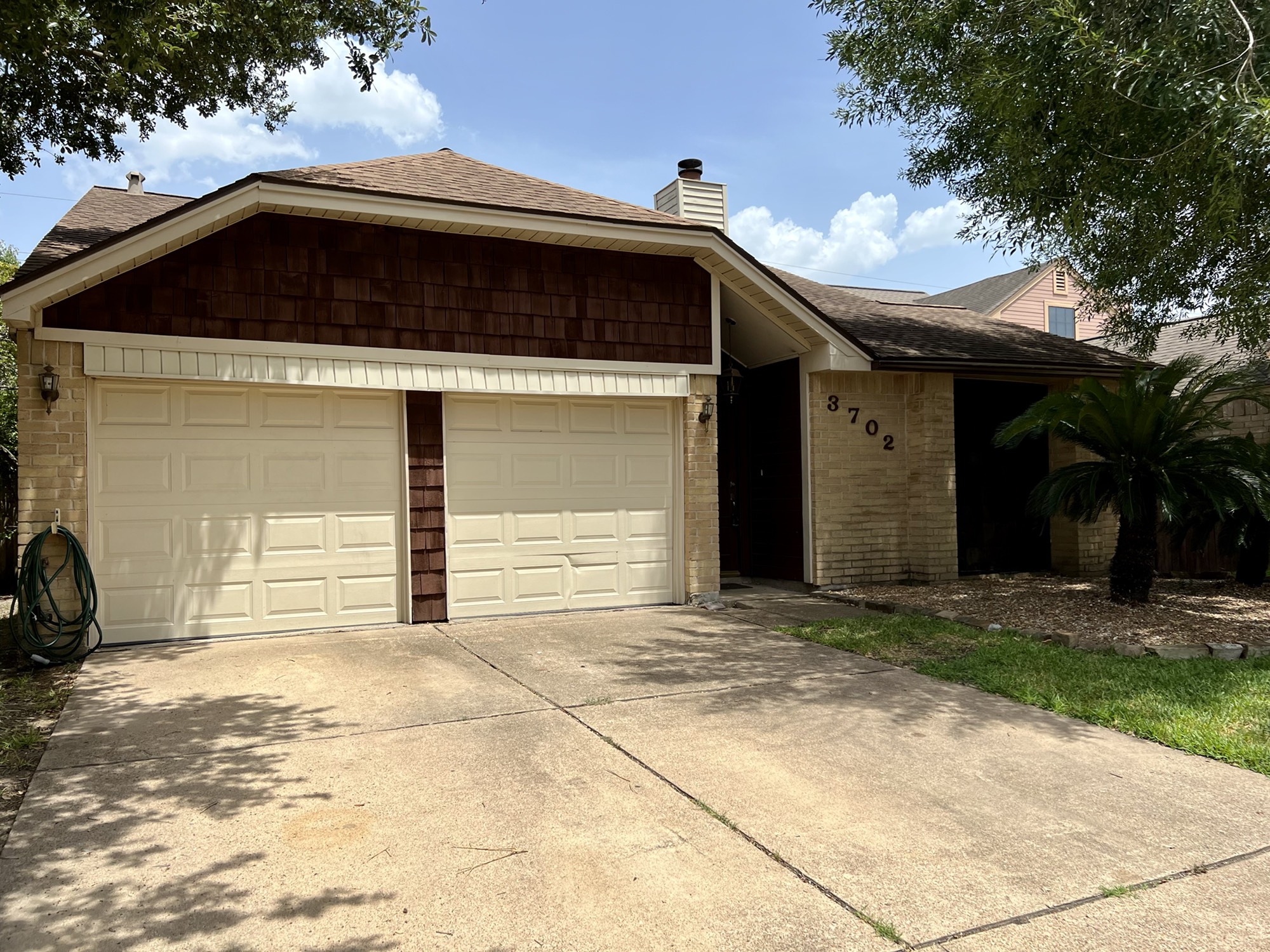 3702 Echo Grove Lane Houston, TX 77043 - Photo 18 of 18 a view of a car garage