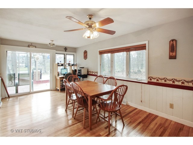 6507 107th Street Pleasant Prairie, WI 53158 - Photo 4 of 17
