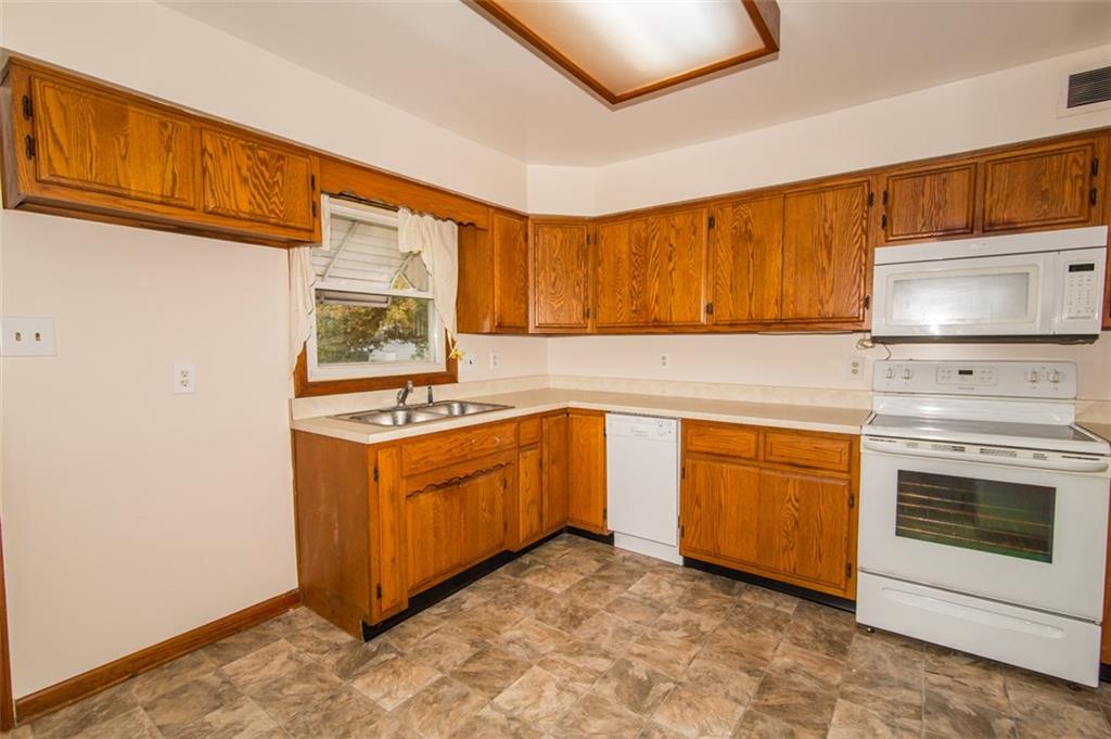 1836 Bauer Road Indianapolis, IN 46218 - Photo 12 of 22 Gallery Image 12