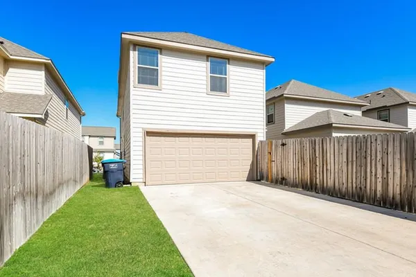 $2,340 | 5640 Willamette Drive, Fort Worth, TX 76119