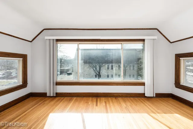 $475,000 | 6733 31st Street, Berwyn, IL 60402